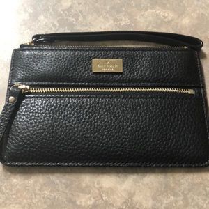 Kate Spade Wristlet ♠️